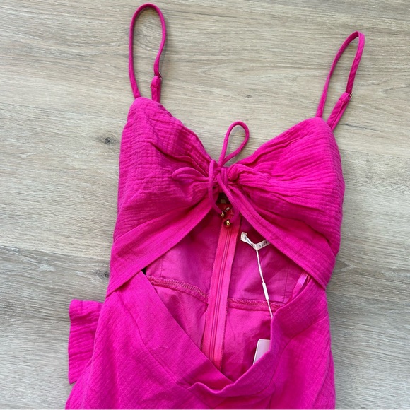 Selfie Leslie Twin Flame Drawstring Bust Midi Dress in Hot Pink - Picture 5 of 8